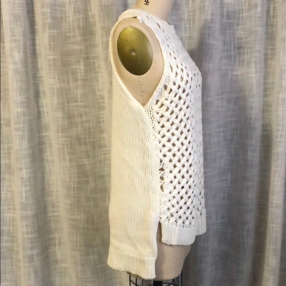 HOLIDAY SALE T Tahari Knit Pullover - Picture 4 of 5